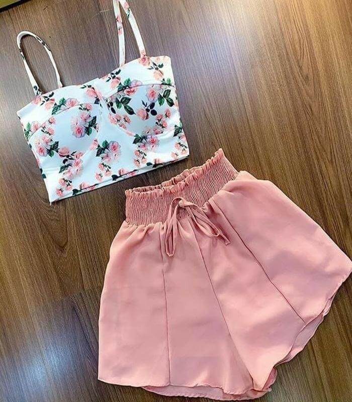 Floral crop top and shorts set
